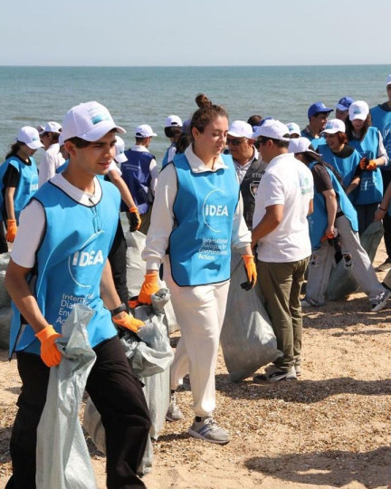 The shores cleaned up in observance of Caspian Day